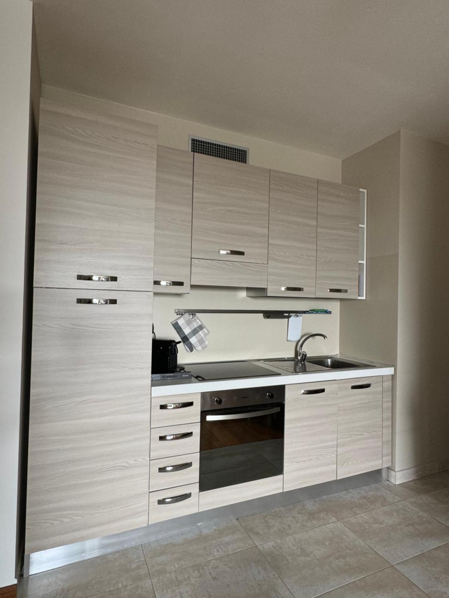 White Palace Malpensa Gallarate Buitenkant foto
