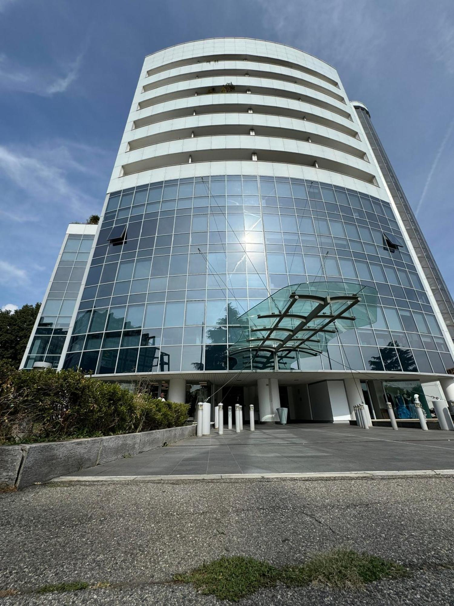 White Palace Malpensa Gallarate Buitenkant foto
